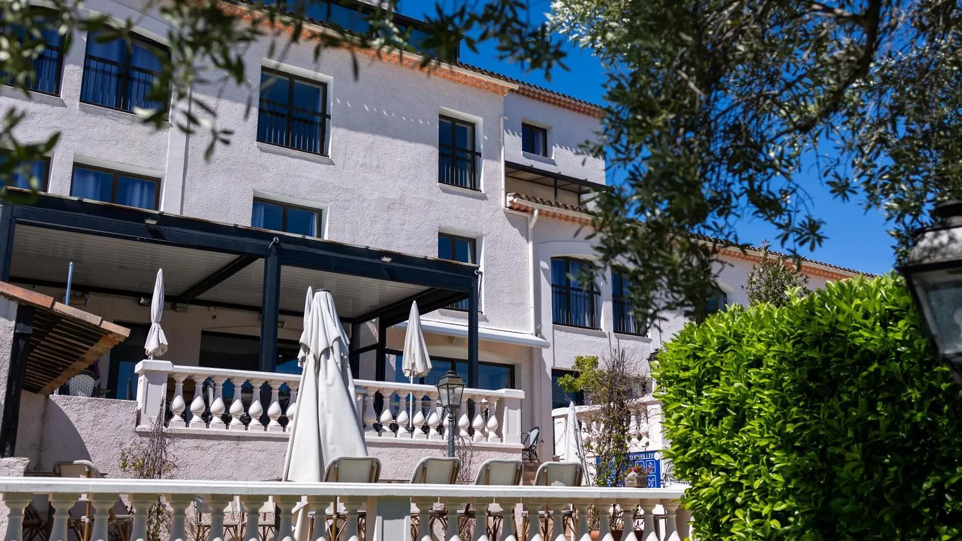Hotel & Restaurant Perla Riviera Villeneuve-Loubet
