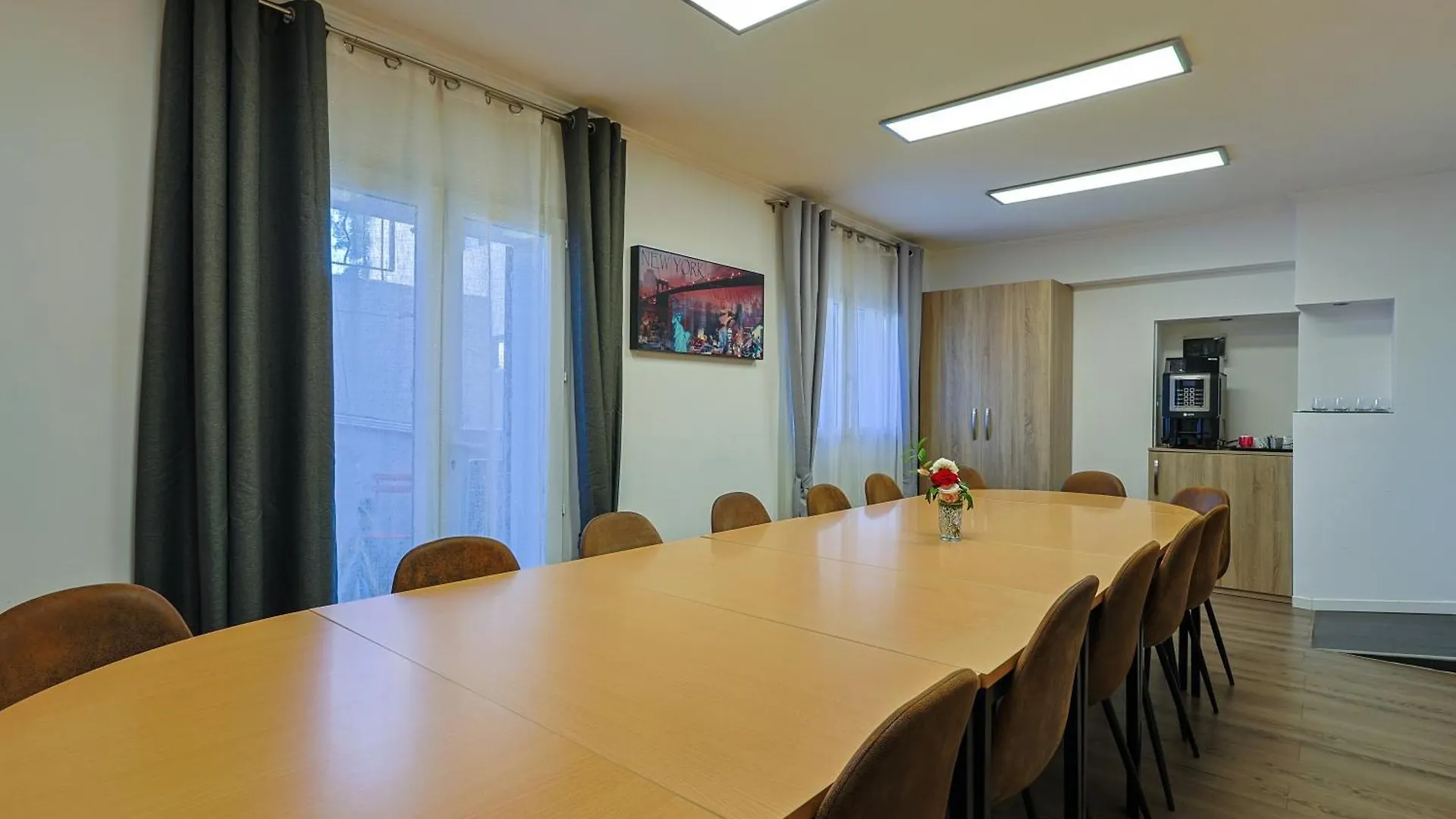 Hotel & Restaurant Perla Riviera Villeneuve-Loubet