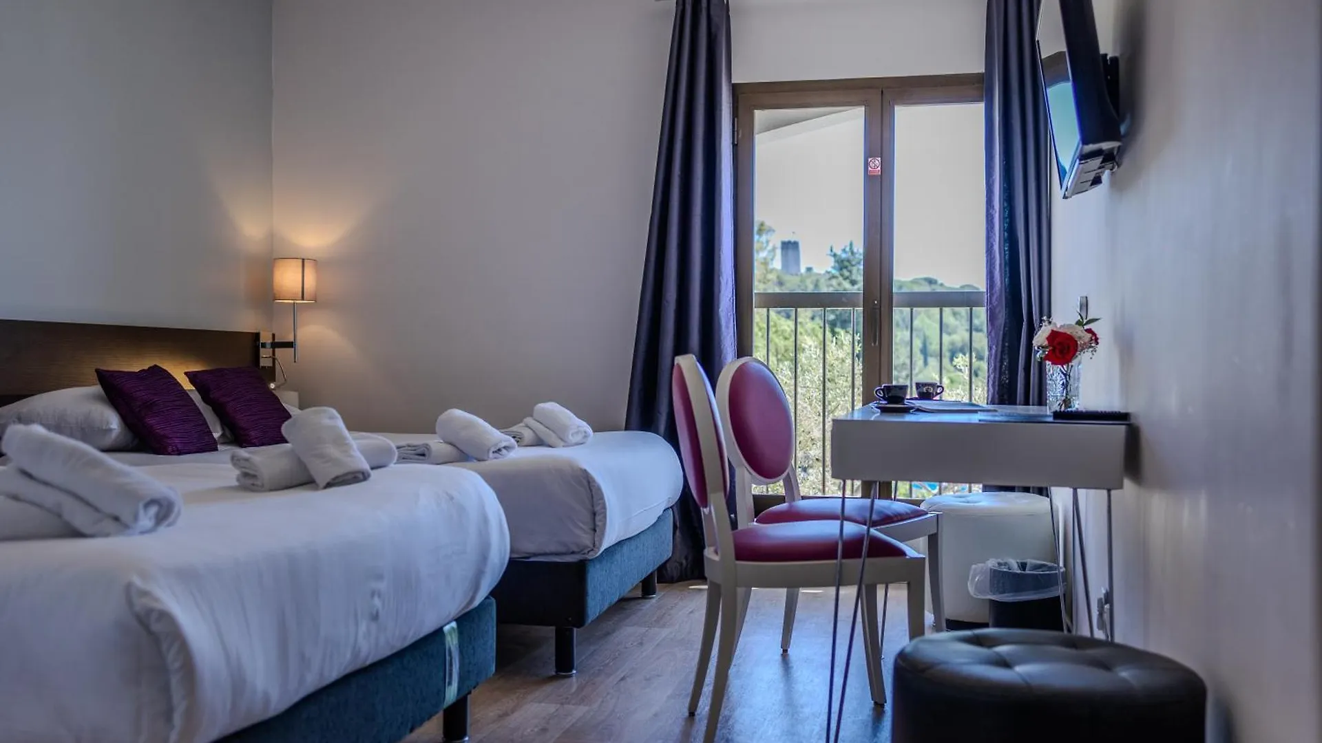 ***  Hotel & Restaurant Perla Riviera Villeneuve-Loubet Francia